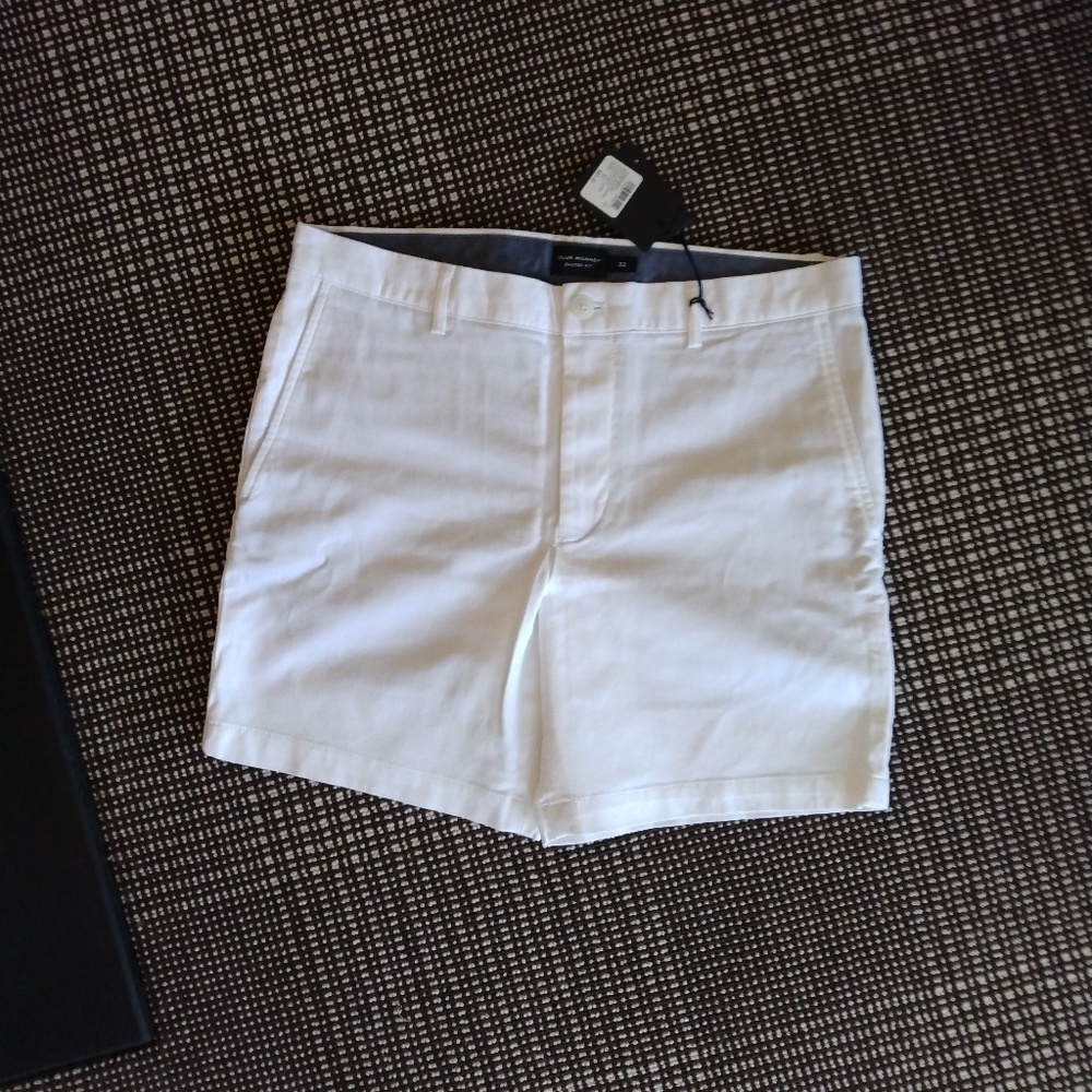 CLUB MONACO SHORT SIZE:32